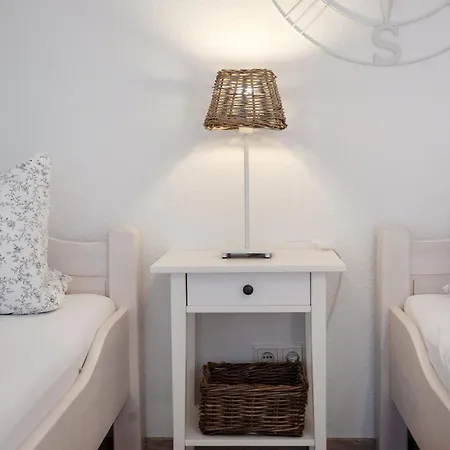 Ferienhaus Findling *